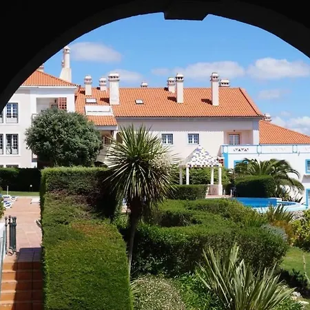 Secret Of Local Between Beach, Mountain & Lisbon Apartamento